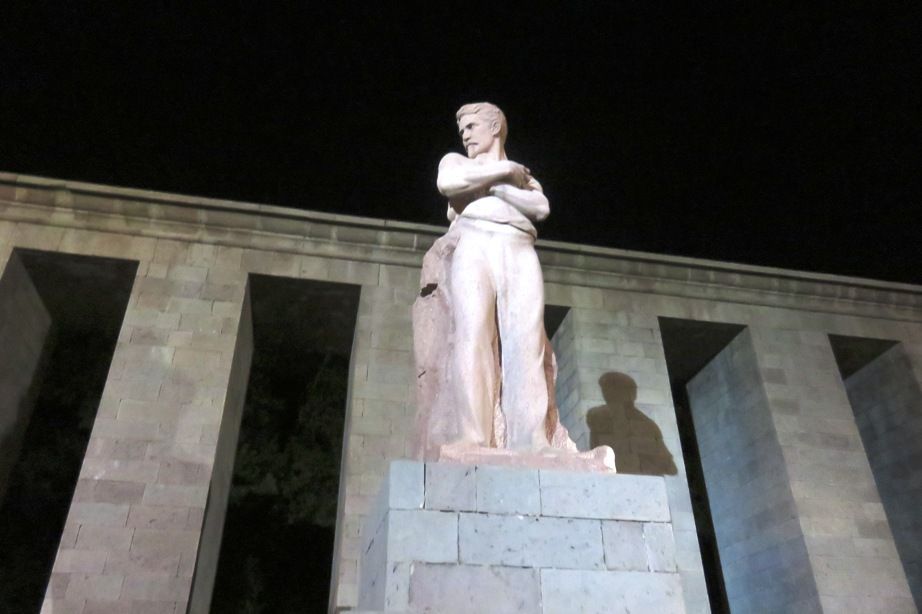 Armenia - a statue in Yerevan