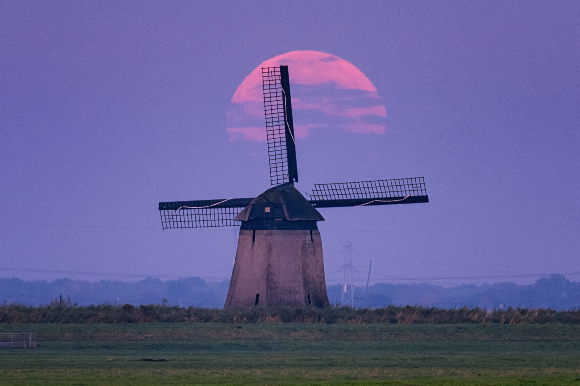 Dutch Supermoon