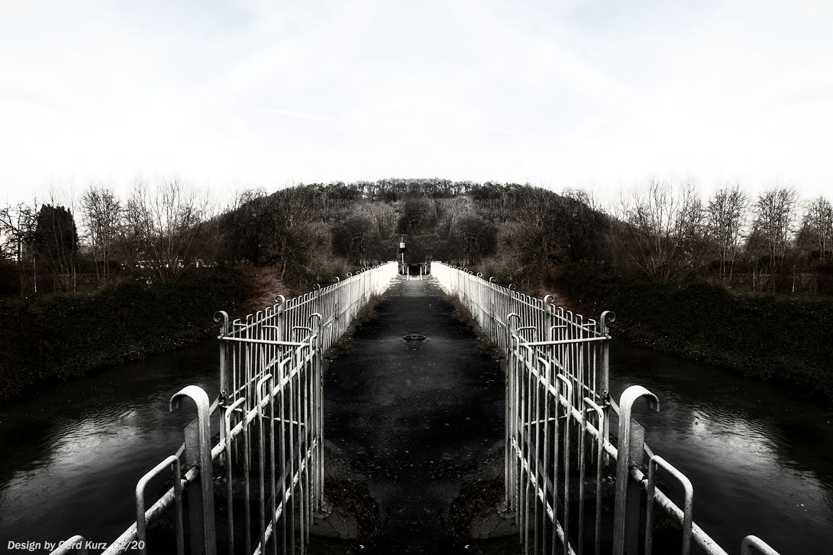 ..der Steg, oder nur Zaun oder ,oder,oder,.