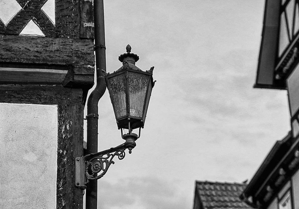 ..Abbildungsleistung Tamron 25-70 f2,8. Teilausschnitt vom Original.