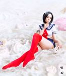 This photo was inspired by artworks of japanese artist Kazuhiro Hori. I used real cream, marshmallow, donuts and toys to create this image.