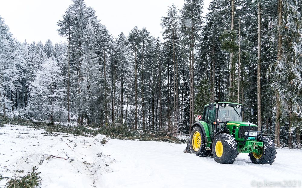 Mit Traktor für Beni :-)